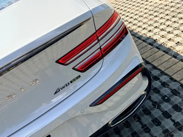 Genesis G80 — Фото автомобиля 16