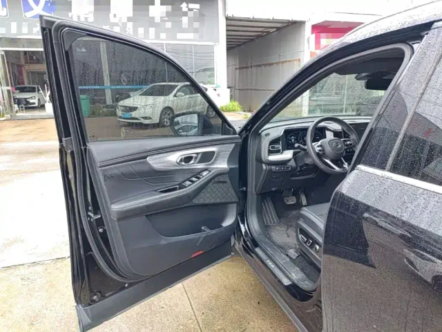 GAC Trumpchi GS8 — Фото автомобиля 15