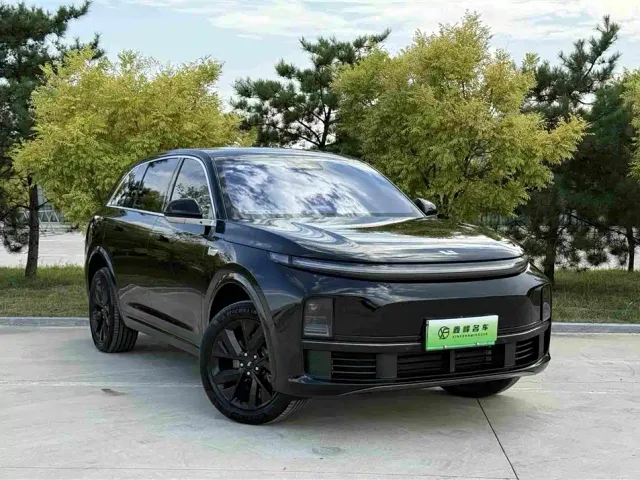 Li Auto L7 — Фото автомобиля 3