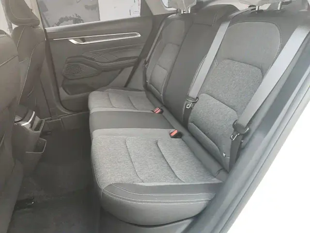 Geely Emgrand — Фото автомобиля 16