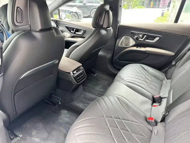 Mercedes-Benz EQS — Фото автомобиля 10