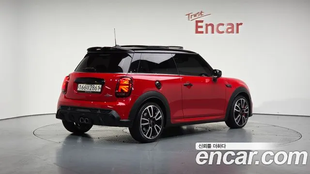 Mini Cooper — Фото автомобиля 2
