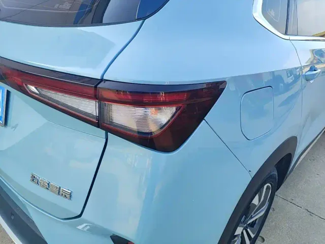 Wuling Asta — Фото автомобиля 7