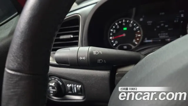 Jeep Renegade — Фото автомобиля 26