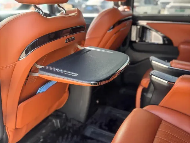 GAC Trumpchi E9 — Фото автомобиля 16