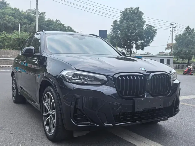 BMW X3 — Фото автомобиля 3