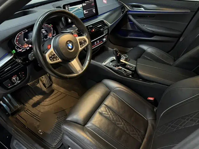 BMW 5 Series — Фото автомобиля 12