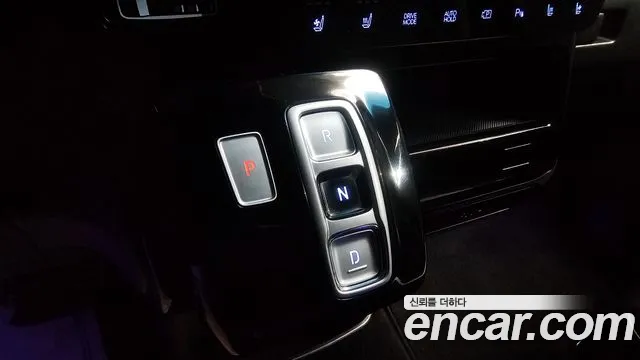 Hyundai Staria Staria Lounge 9 мест — Фото автомобиля 9