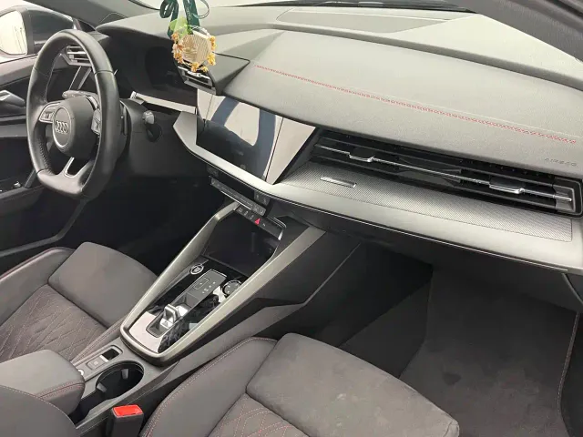 Audi Audi A3 2022 Sportback 35 TFSI Luxury Sport — Фото автомобиля 9