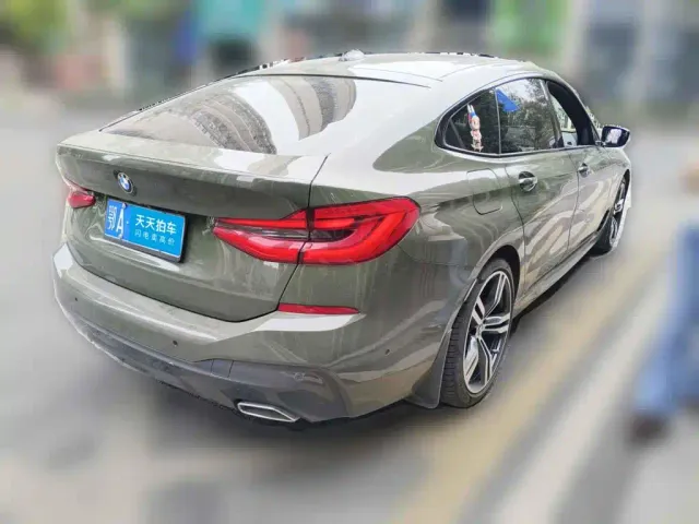 BMW 6 Series Gran Turismo — Фото автомобиля 2