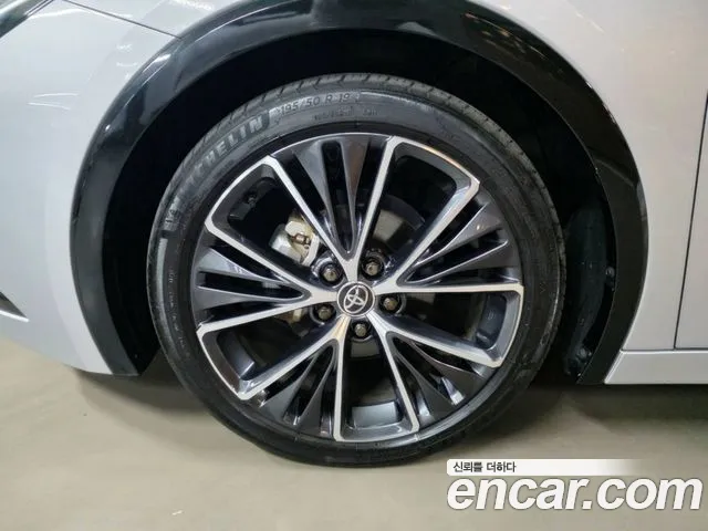 Toyota Prius 5th Gen — Фото автомобиля 15