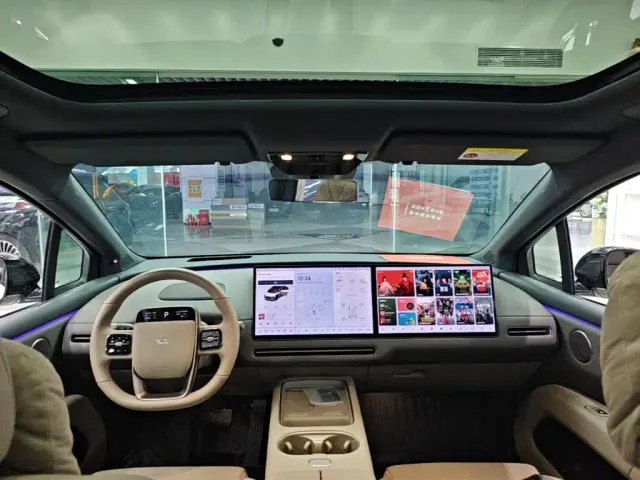Li Auto i6 — Фото автомобиля 17