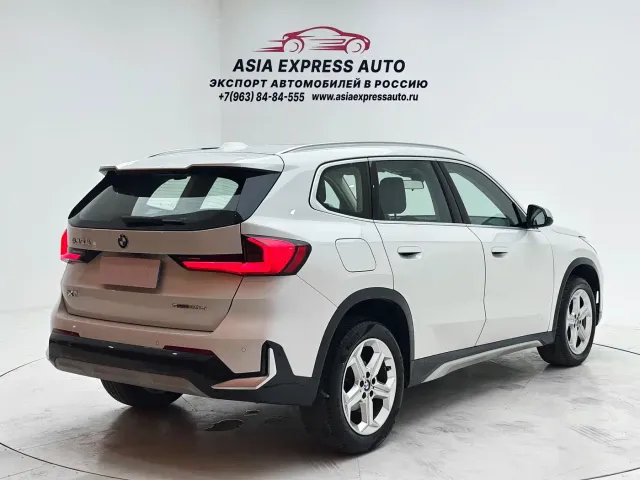 BMW X1 — Фото автомобиля 4