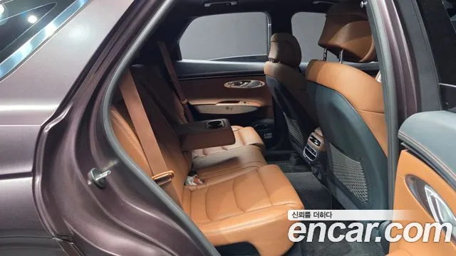 Genesis GV70 — Фото автомобиля 18