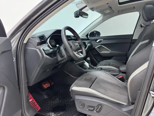 Audi Q3 — Фото автомобиля 10