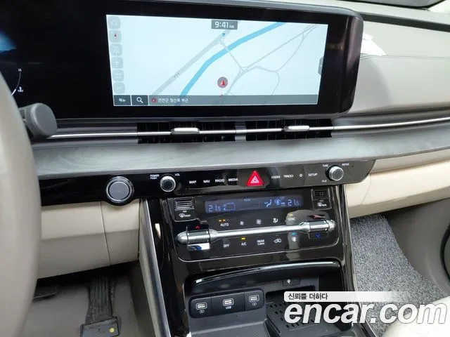 Kia Carnival Generation 4 — Фото автомобиля 19