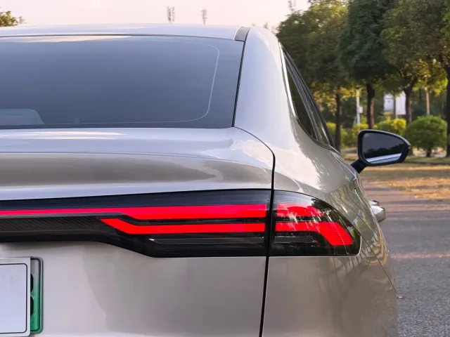 Geely Galaxy Stellar 6 — Фото автомобиля 9