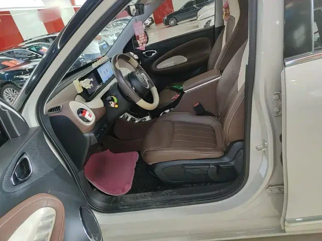 Wuling Bingo — Фото автомобиля 14
