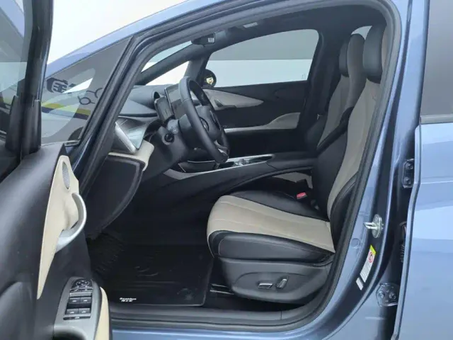 BYD Dolphin — Фото автомобиля 9