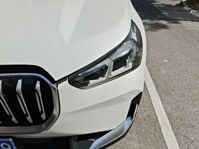 BMW X1 — Фото автомобиля 23