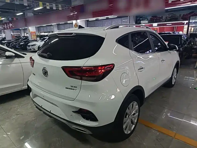 MG ZS — Фото автомобиля 6