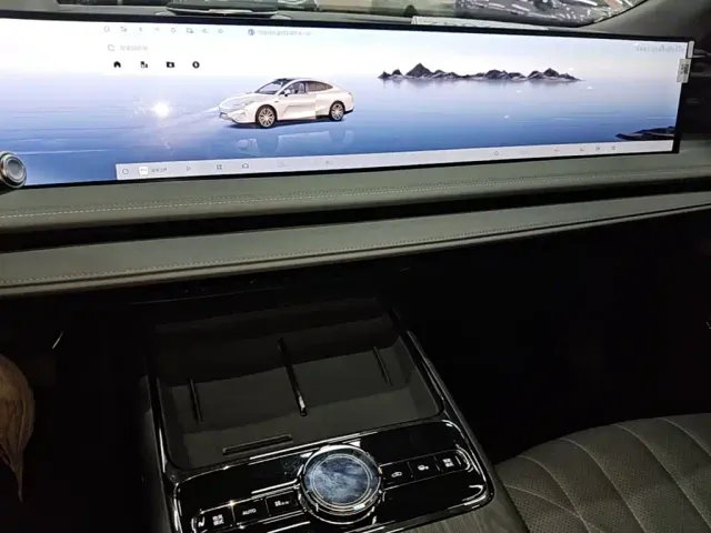 Geely Galaxy E8 — Фото автомобиля 12