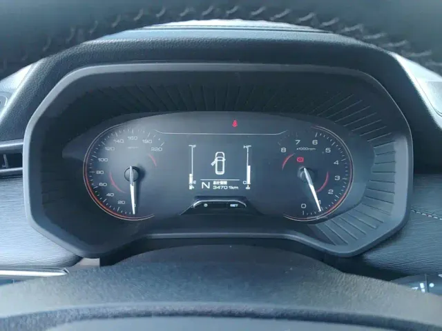Wuling Jiachen — Фото автомобиля 11