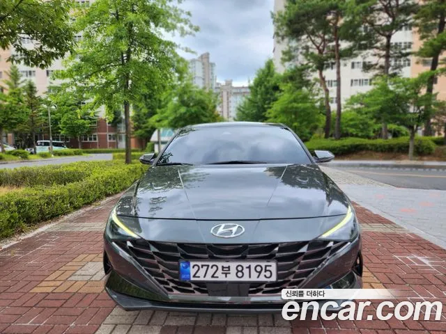 Фотография автомобиля — Hyundai AVANTE