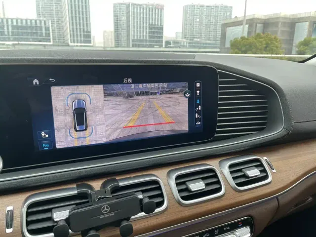 Mercedes-Benz GLE-Class — Фото автомобиля 19