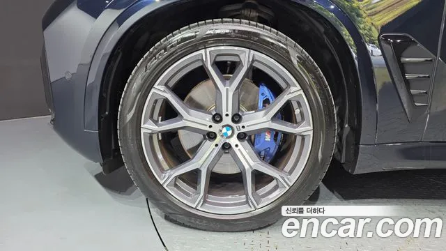 BMW X5 xDrive 40i M Sport — Фото автомобиля 4