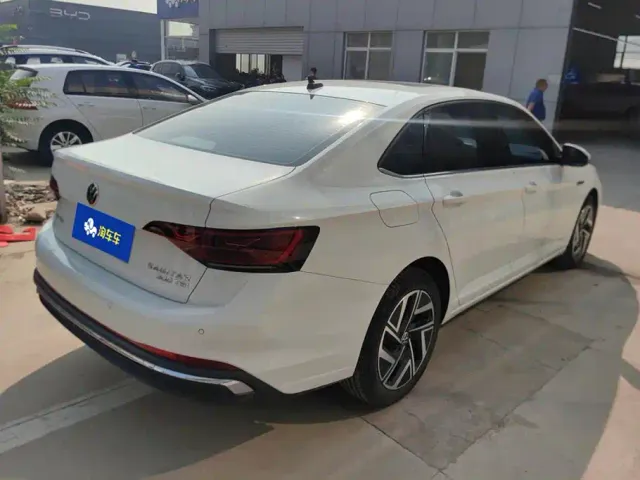 Volkswagen Sagitar — Фото автомобиля 3