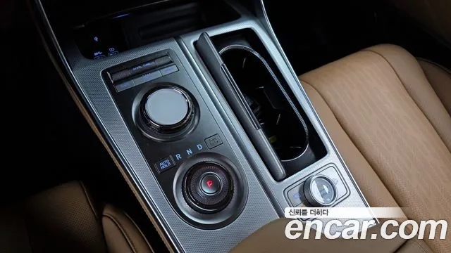 Genesis GV80 — Фото автомобиля 12