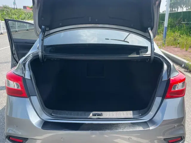 Nissan Sylphy — Фото автомобиля 21