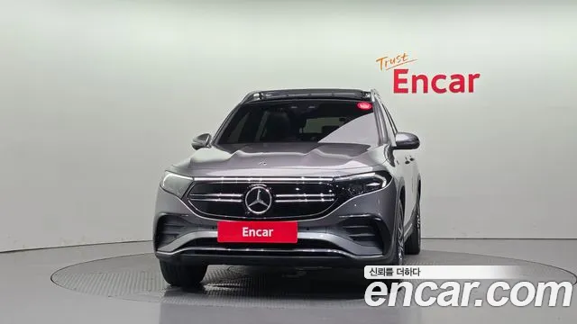 Mercedes-Benz EQB — Фото автомобиля 3