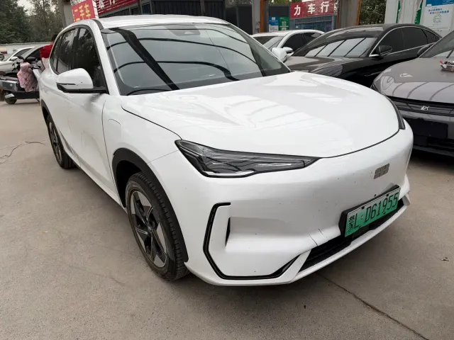 Geely Galaxy E5 — Фото автомобиля 3