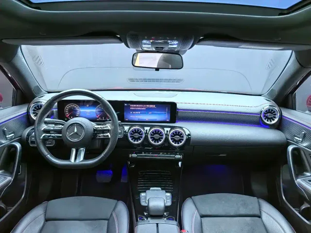 Mercedes-Benz A-Class — Фото автомобиля 17