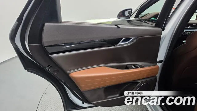 Genesis G80 RG3 — Фото автомобиля 14