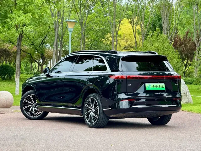 Xpeng G9 — Фото автомобиля 5