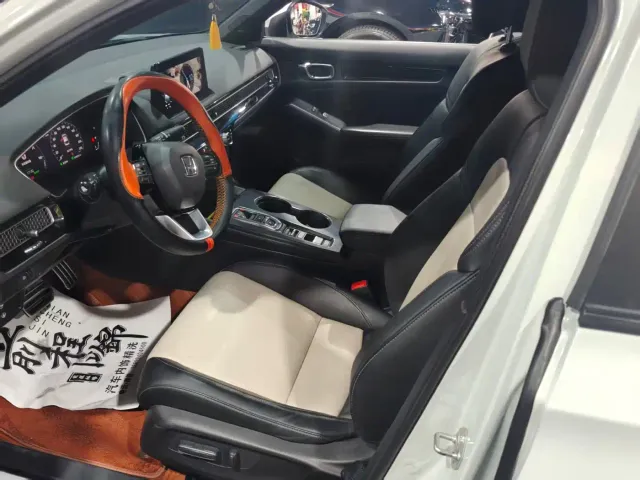 Honda Civic — Фото автомобиля 4