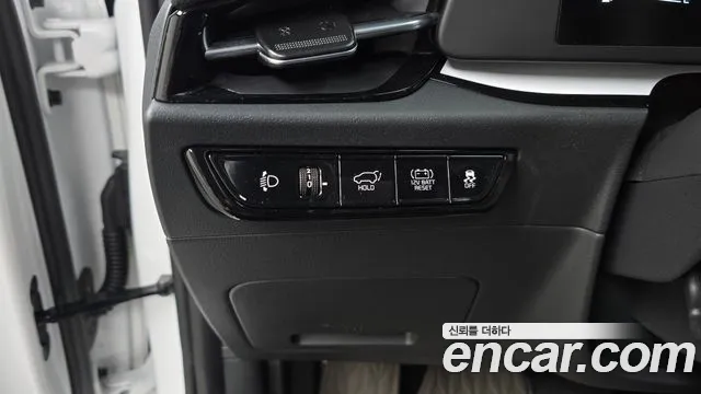Kia Niro The All New — Фото автомобиля 25