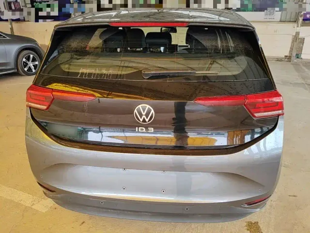 Volkswagen ID.3 — Фото автомобиля 5