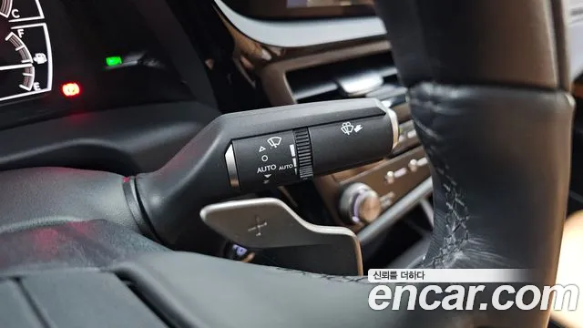 Lexus ES — Фото автомобиля 18
