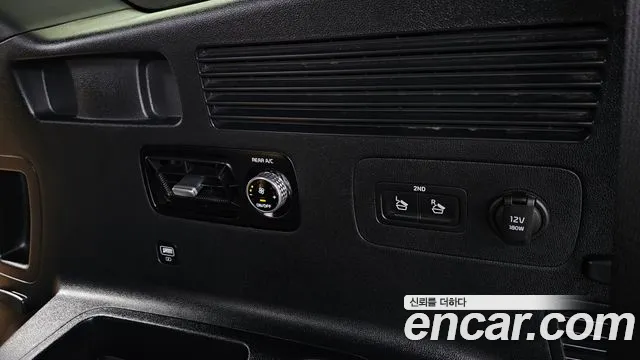 Kia Sorento Sorento 4-е поколение Дизель 2.2 2WD — Фото автомобиля 19