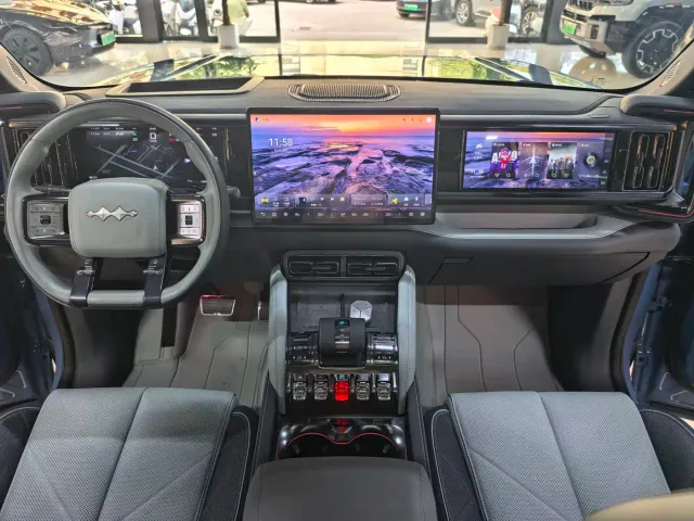 BYD FangChengBao Leopard 5 — Фото автомобиля 6