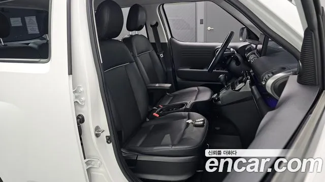 Hyundai Casper — Фото автомобиля 12