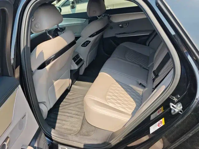 BYD Han — Фото автомобиля 11