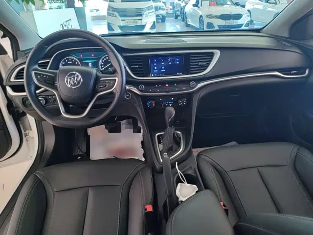 Buick Excelle — Фото автомобиля 9