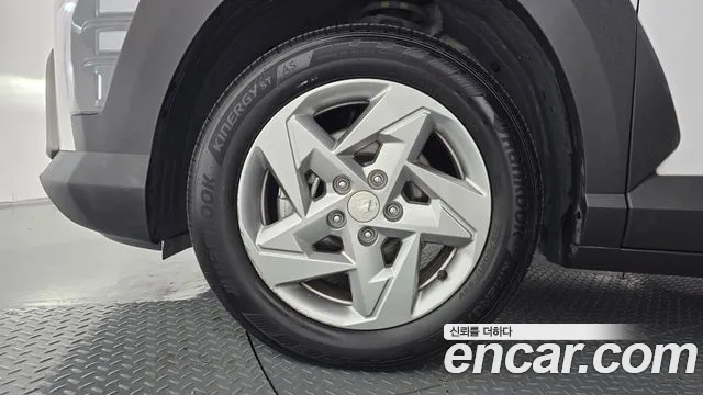 Hyundai Kona SX2 — Фото автомобиля 5