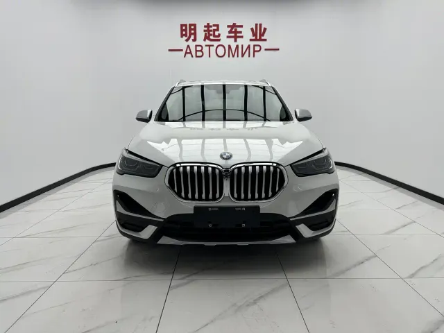 BMW X1 — Фото автомобиля 2