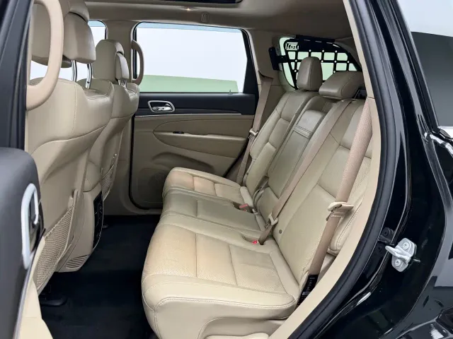 Jeep Grand Cherokee — Фото автомобиля 22